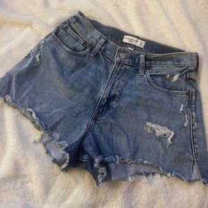 Abercrombie & Fitch Curve Love shorts size 6